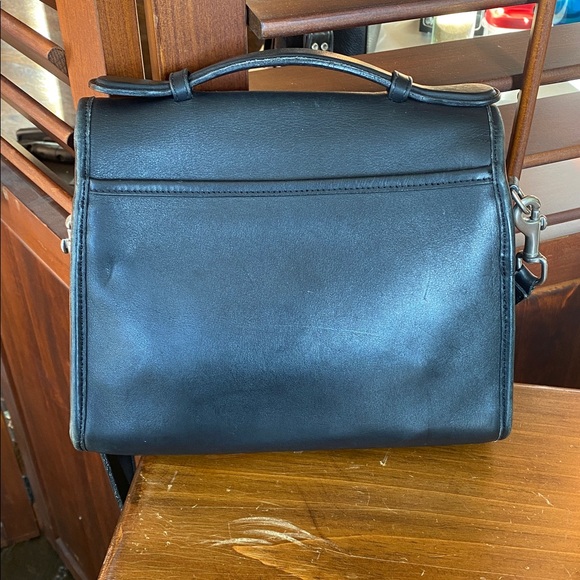 Vintage Coach 9870 Court Bag Black Leather Silver Hardware - Picture 16 of 16